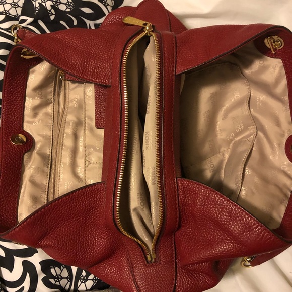 Authentic Michael Kors handbag - Picture 3 of 8